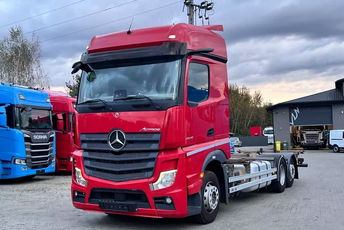 Mercedes Actros 2548 Bdf 6x2 rama duża kabina