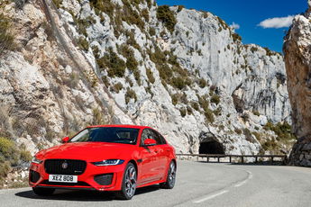 Jaguar JAGUAR XE 2.0 D200 mHEV SE aut