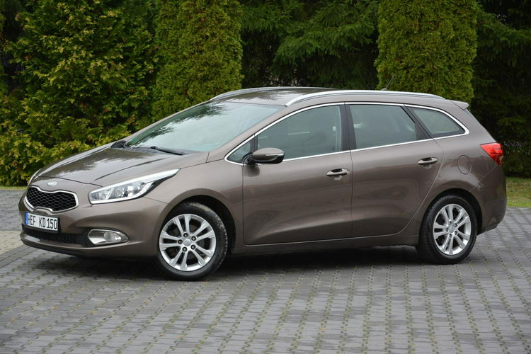 Cee'd 1.4(100KM) Ledy 139 tys przebiegu Parktronic Alu Serwis Kia zdjęcie 3