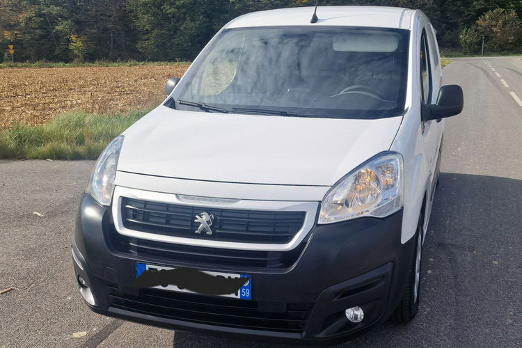 Peugeot Partner Automat , kamera, pdc 159tys.km zdjęcie 26