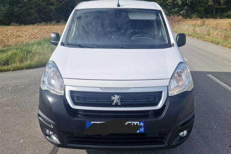 Peugeot Partner Automat , kamera, pdc 159tys.km zdjęcie 4