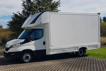 Iveco Daily KONTENER NISKOPODŁOGOWY 4.43x2.23x2.42 SKLEP FOODTRUCK KAMPER KLIMA