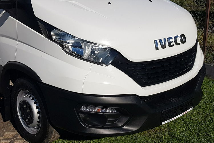 Iveco Daily KONTENER NISKOPODŁOGOWY 4.43x2.23x2.42 SKLEP FOODTRUCK KAMPER KLIMA zdjęcie 34