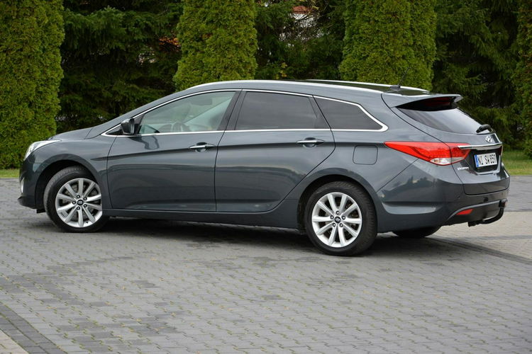 Hyundai i40 bi-Xenon Navi Kamera Infinity Klimatronic 2xParktr Keyless go Hak zdjęcie 6