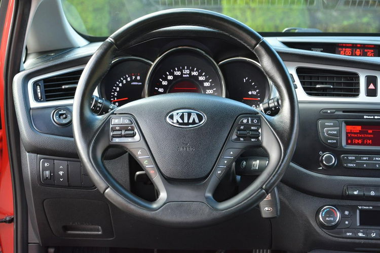Cee'd 1.4(100KM) Ledy 129 tys przebiegu Klimatronic Parktronic Serwis Kia zdjęcie 21