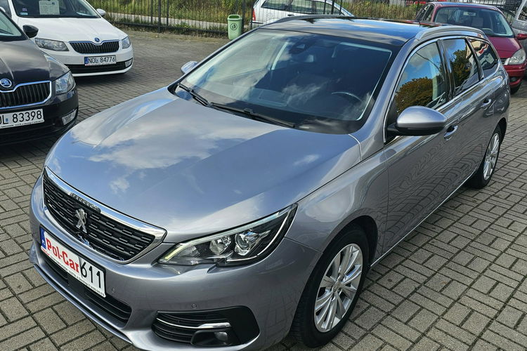 Peugeot 308 model 2020, navi, radar, panorama, grzane fotele zdjęcie 2