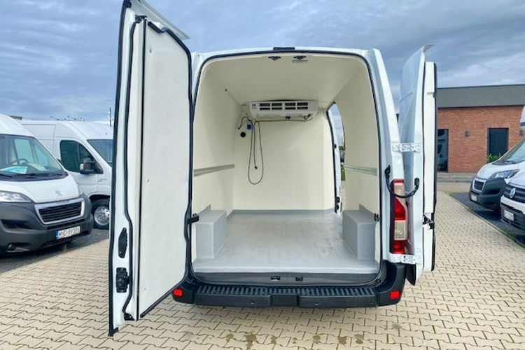 Renault Master CHŁODNIA - MROŹNIA -20st.C / PRĄD 220V /95 tys.km / GWARANCJA zdjęcie 6