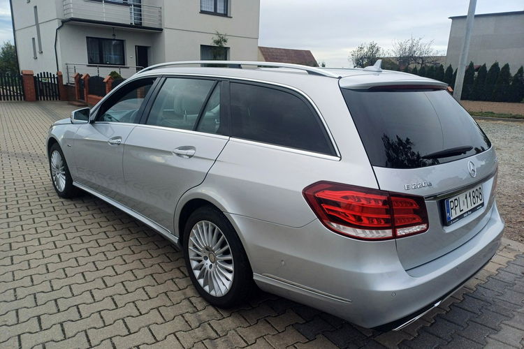 Mercedes E 220 2.2 CDI 170KM Wersja Edition E Navi Kamera 360'' 9G - biegowy automa zdjęcie 7