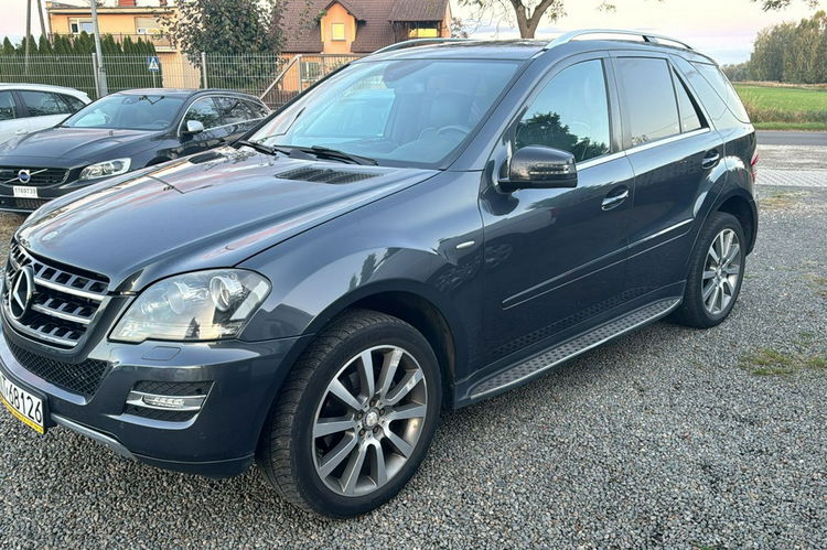 Mercedes ML 350 navi, automat, 4matic, zarejestrowany zdjęcie 9