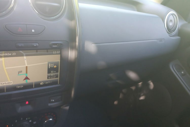 Dacia Duster 4X4 Navi Kamery Przód i tył z nagrywaniem Hak Salon PL 1.5DCI 110KM zdjęcie 18