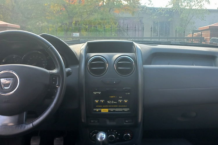 Dacia Duster 4X4 Navi Kamery Przód i tył z nagrywaniem Hak Salon PL 1.5DCI 110KM zdjęcie 9
