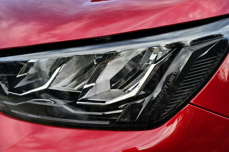 Peugeot 2008 1.5 BlueHDi Allure S&S / Bezwypadkowy / Idealny stan zdjęcie 21