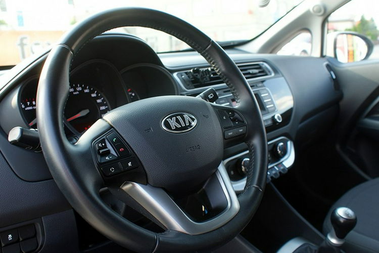 Kia Rio zdjęcie 10