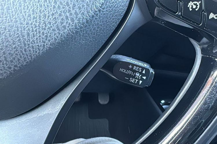 Toyota C-HR navi, automat, hybryda, 70tys.km zdjęcie 15