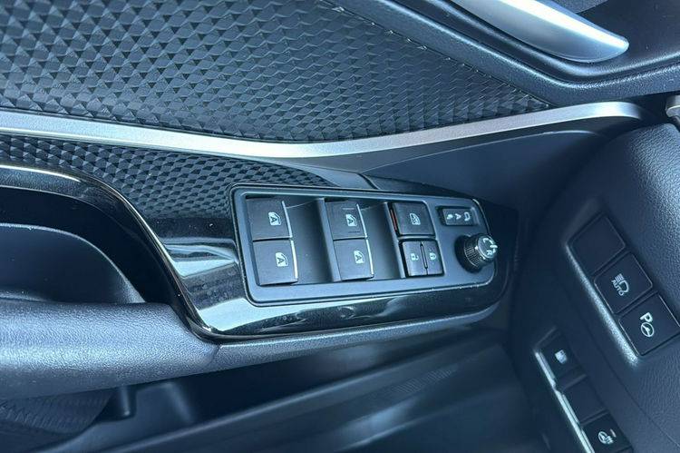 Toyota C-HR navi, automat, hybryda, 70tys.km zdjęcie 18