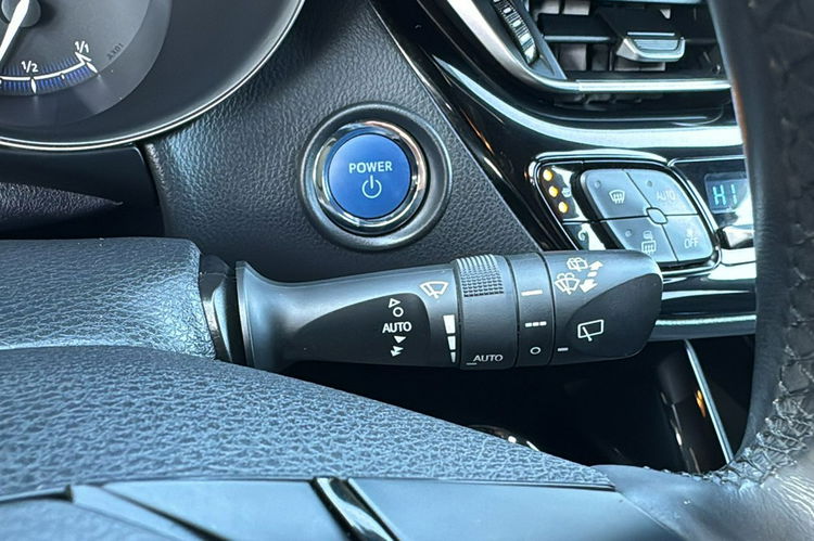 Toyota C-HR navi, automat, hybryda, 70tys.km zdjęcie 22