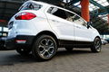 samochód osobowy Ford zdjęcie 3