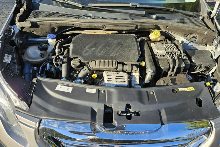 Peugeot 2008 Nawigacja / Podgrzewane fotele / Czujniki parkowania zdjęcie 20