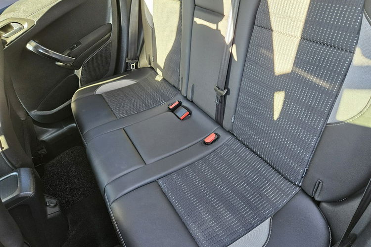 Peugeot 2008 Nawigacja / Podgrzewane fotele / Czujniki parkowania zdjęcie 21
