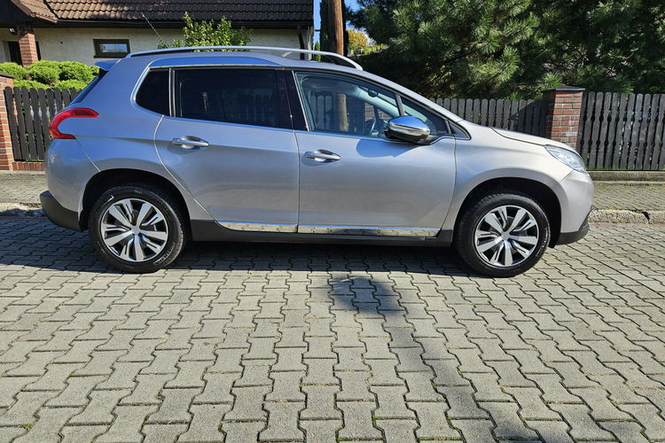Peugeot 2008 Nawigacja / Podgrzewane fotele / Czujniki parkowania zdjęcie 23