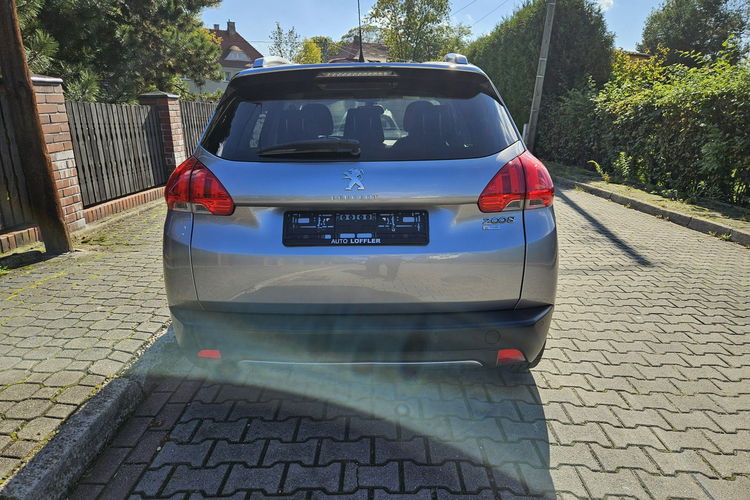 Peugeot 2008 Nawigacja / Podgrzewane fotele / Czujniki parkowania zdjęcie 4