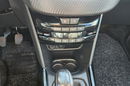 Peugeot 2008 Nawigacja / Podgrzewane fotele / Czujniki parkowania zdjęcie 9