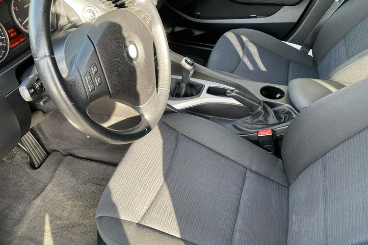 BMW X1 zadbane serwisowane bezwypadkowe zdjęcie 13