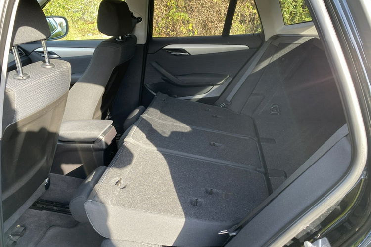 BMW X1 zadbane serwisowane bezwypadkowe zdjęcie 31