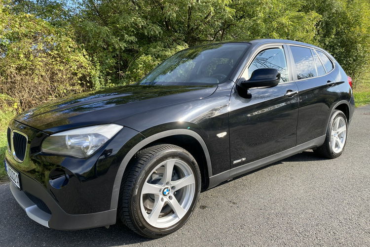 BMW X1 zadbane serwisowane bezwypadkowe zdjęcie 8