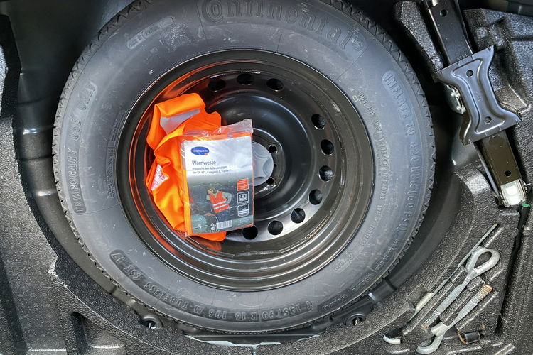 Nissan Qashqai Zadbany Bezwypadkowy Niski oryginalny przebieg zdjęcie 15