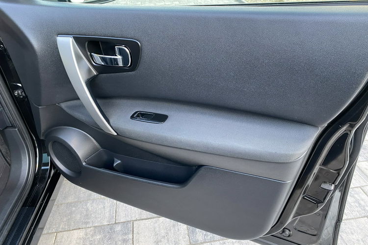 Nissan Qashqai Zadbany Bezwypadkowy Niski oryginalny przebieg zdjęcie 17