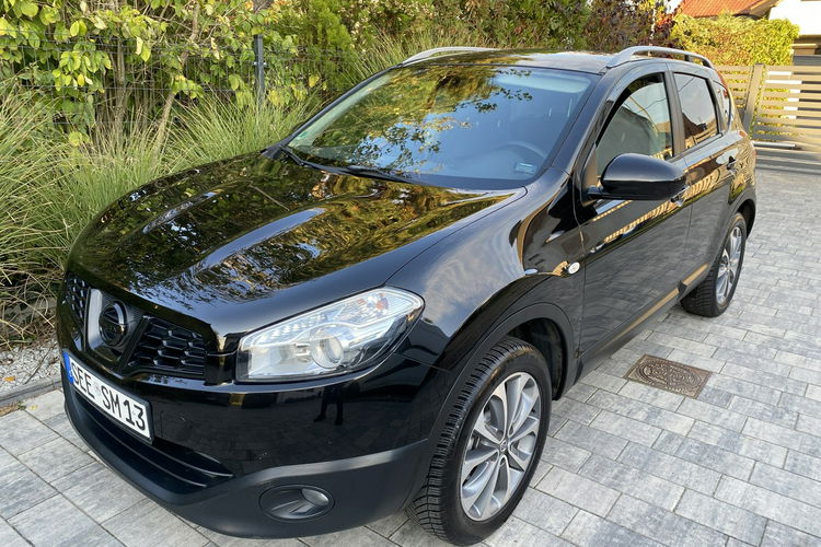 Nissan Qashqai Zadbany Bezwypadkowy Niski oryginalny przebieg zdjęcie 25