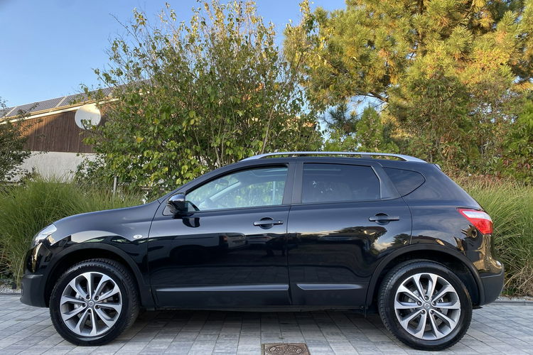 Nissan Qashqai Zadbany Bezwypadkowy Niski oryginalny przebieg zdjęcie 5