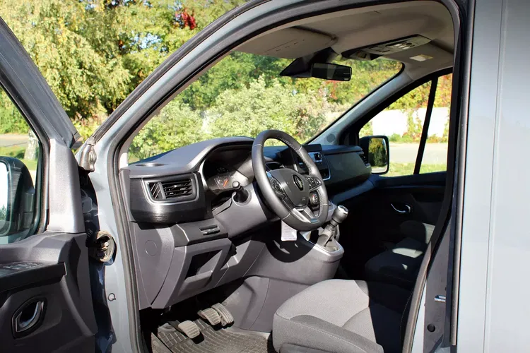 Renault trafic zdjęcie 14