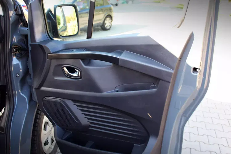 Renault trafic zdjęcie 18