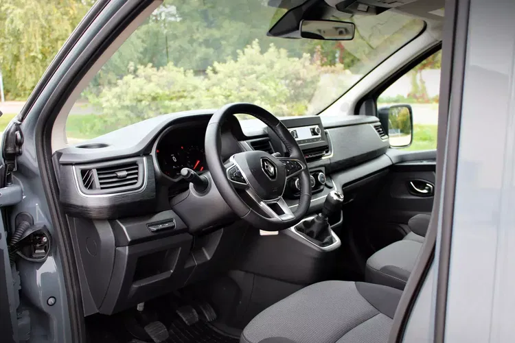 Renault trafic zdjęcie 15