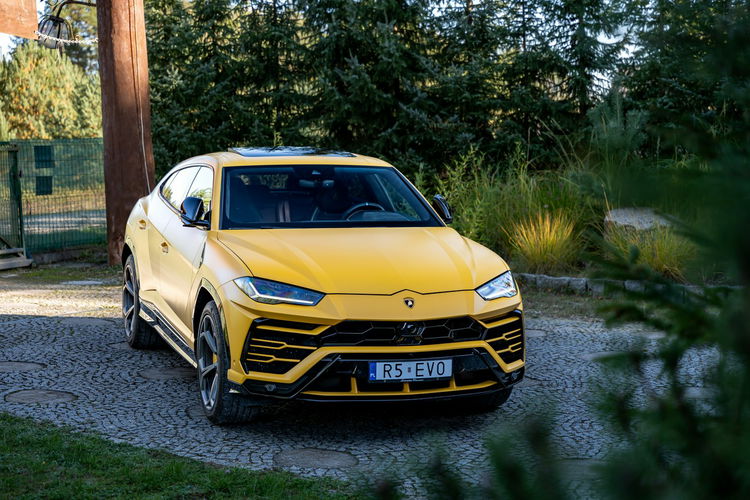 Urus 4.0 V8 / Bardzo bogate wyposażenie / PPF / Faktura / Opony Lato Zima zdjęcie 1