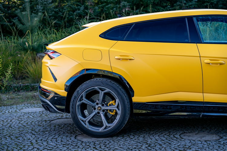Urus 4.0 V8 / Bardzo bogate wyposażenie / PPF / Faktura / Opony Lato Zima zdjęcie 16