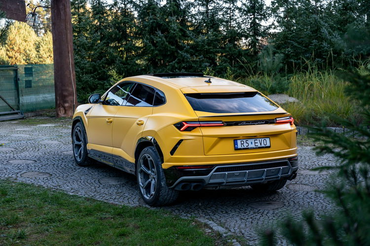Urus 4.0 V8 / Bardzo bogate wyposażenie / PPF / Faktura / Opony Lato Zima zdjęcie 2