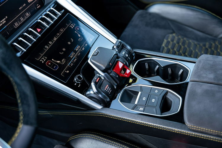 Urus 4.0 V8 / Bardzo bogate wyposażenie / PPF / Faktura / Opony Lato Zima zdjęcie 39