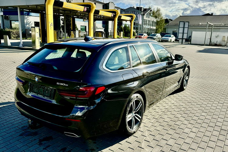 BMW 530 530e hybryd plug in bogato wyposażona piękna 292 KM zamiana gwarancją zdjęcie 8