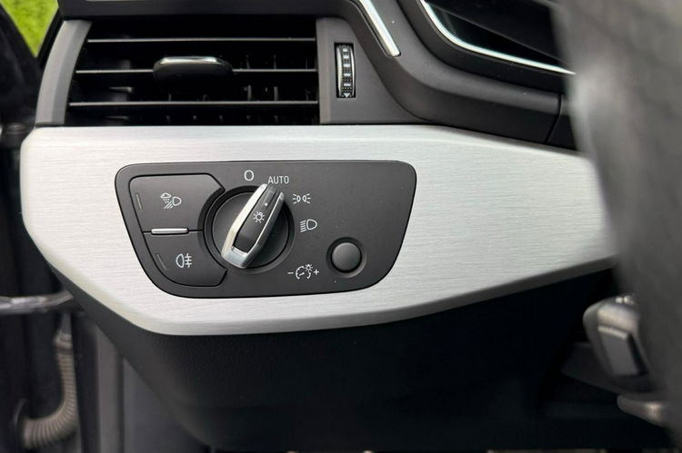 Audi A5 / Salon Polska / Quattro 4x4 / Bang Olufsen / Virtual Cockpit / S-LINE zdjęcie 17
