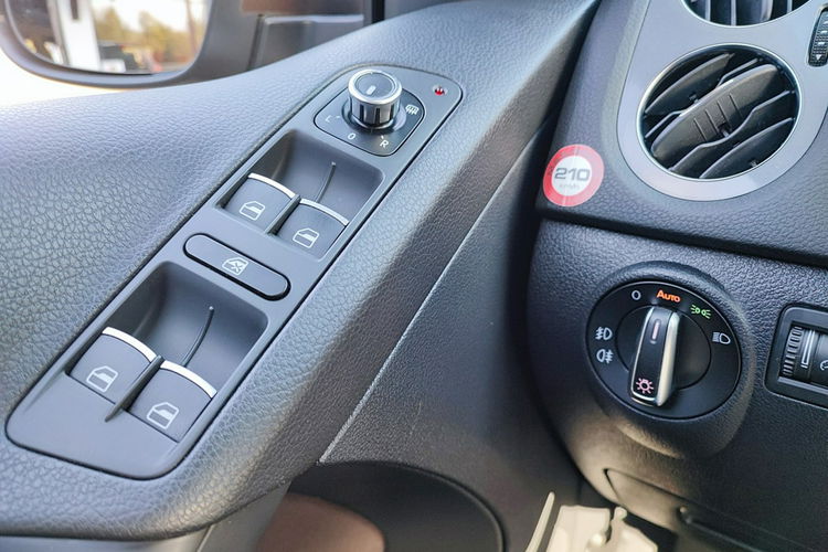 Volkswagen Tiguan 100% Pewniak z 146 t.km + bezwypadkowy + 4x4 zdjęcie 20