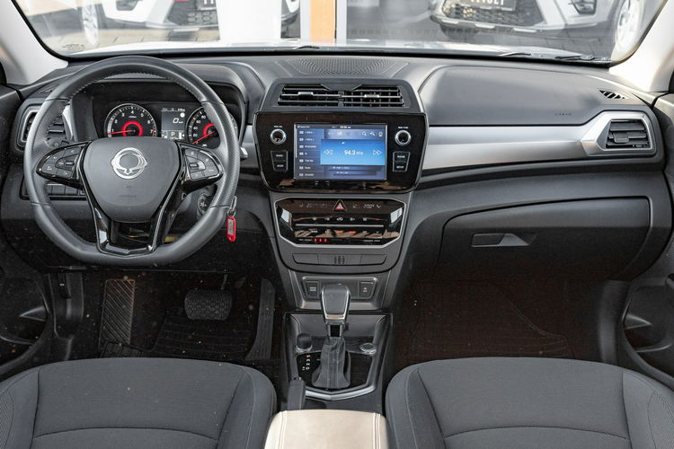 SsangYong Tivoli ADVENTURE 1.5 T-GDI K.cof 2 stref klima Salon PL VAT23% zdjęcie 16