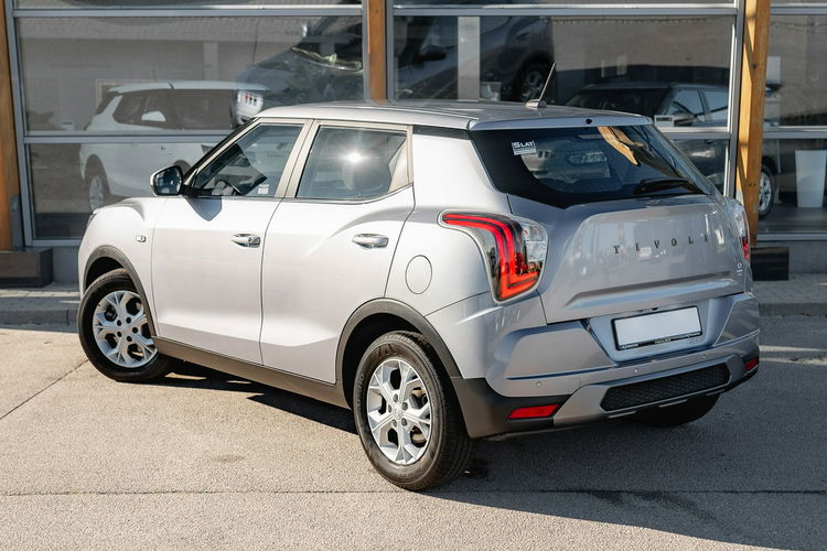 SsangYong Tivoli ADVENTURE 1.5 T-GDI K.cof 2 stref klima Salon PL VAT23% zdjęcie 4