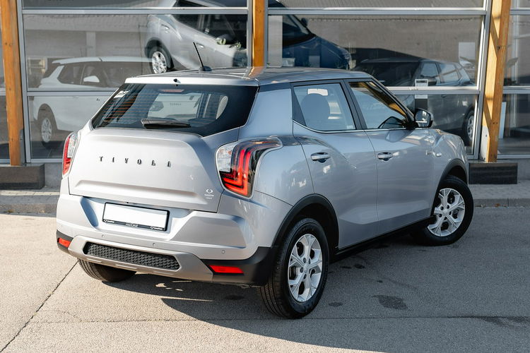 SsangYong Tivoli ADVENTURE 1.5 T-GDI K.cof 2 stref klima Salon PL VAT23% zdjęcie 5