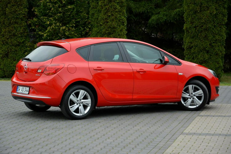 Opel Astra Lift 109 przebiegu Ledy Duża Navi 2xParktronic Alu 17 zdjęcie 12