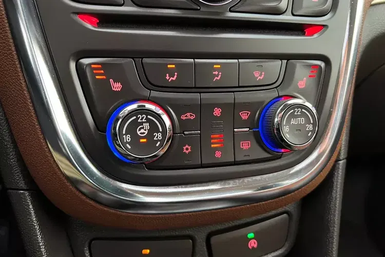 Opel Mokka zdjęcie 24