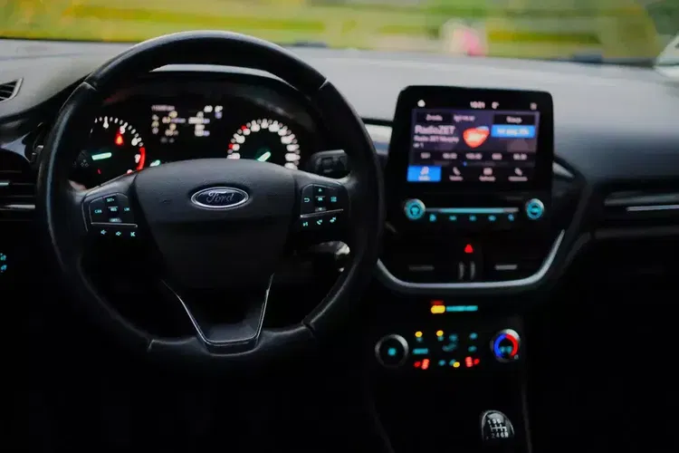 Ford Fiesta zdjęcie 15