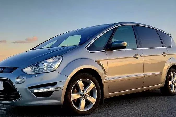 Ford S-Max zdjęcie 1